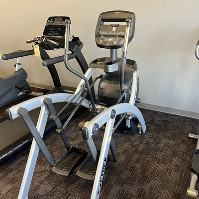 Cybex 525AT Arc Trainer — [Display Model]